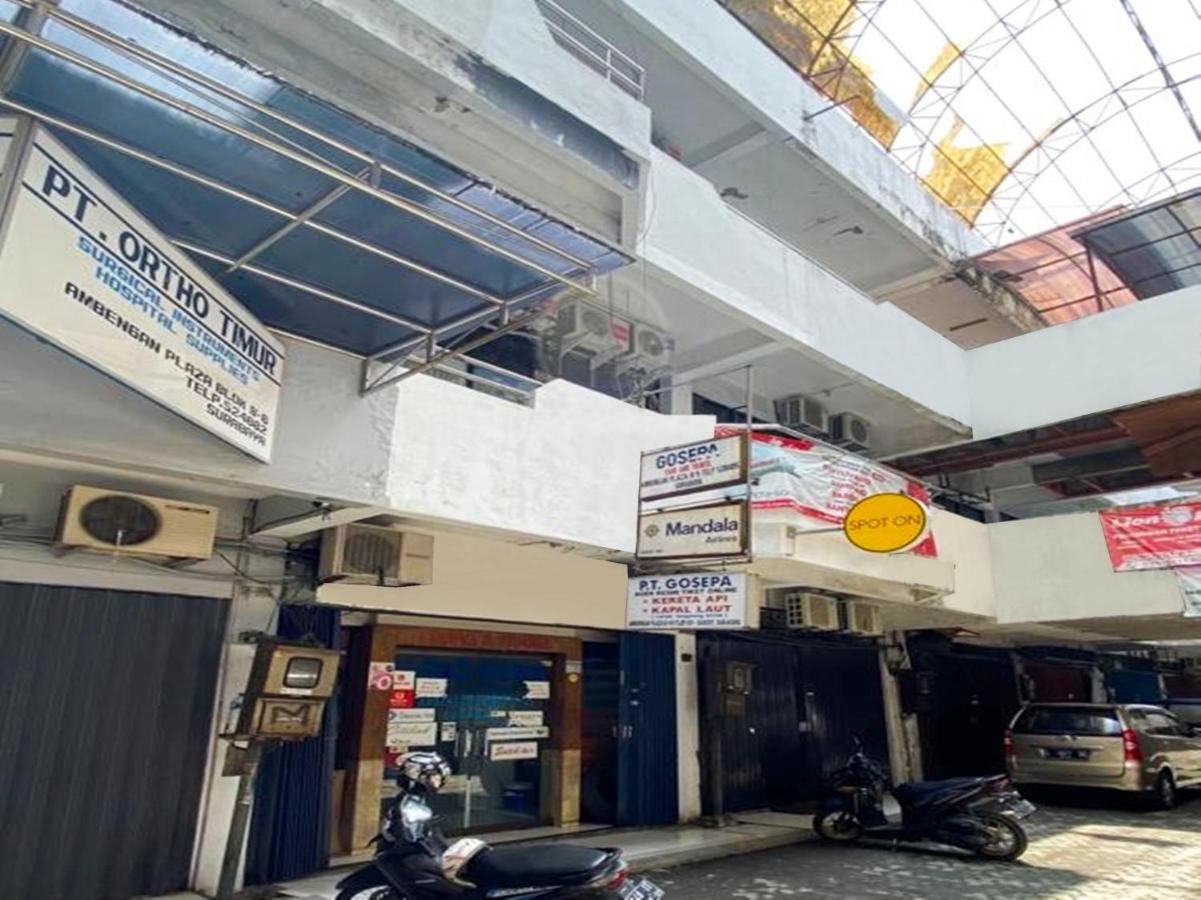 Hotel Spot On 90147 Gosepa Ambengan Plaza Surabaya Exterior foto